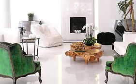 Athena, A Hotel To Live